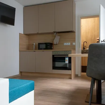 דירה Luani Appartments