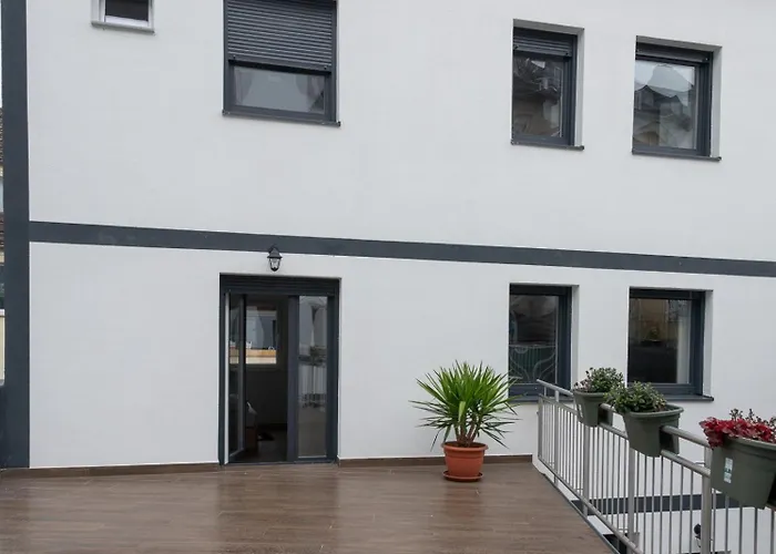 Luani Appartments Krefeld